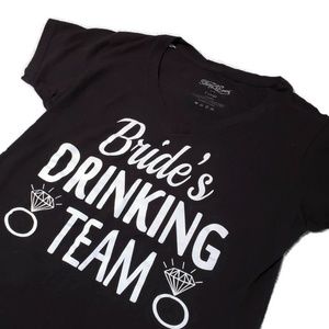 🍍"Brides Drinking Team" Shortsleeve Black Tee